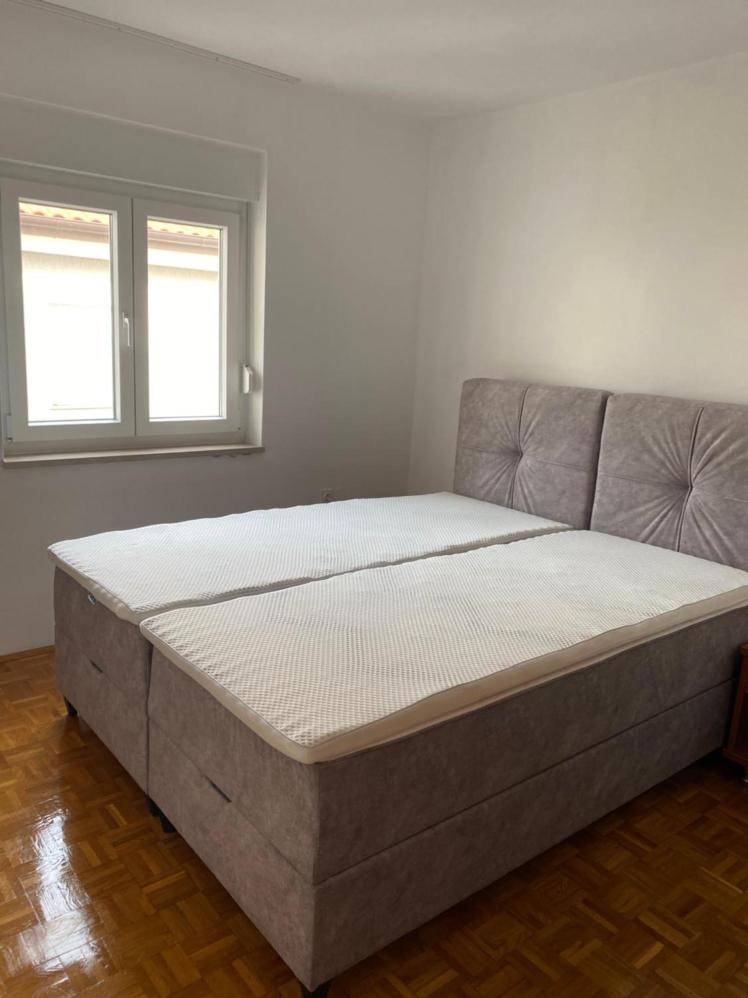 Apartments Zara
